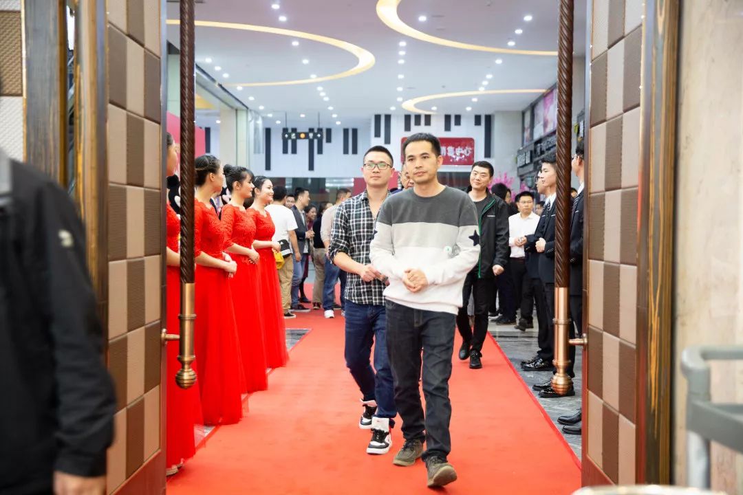 UGREEN巅峰娱乐官方网站-品质新体验,数码选巅峰娱乐官方网站